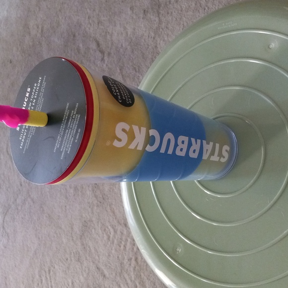 NWT Starbucks Spring 2023 Citrus Color Change Swirl Straw Topper Plastic Tumbler - Picture 3 of 3